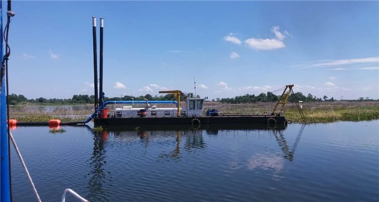 Diesel Engine Draft 1.3m Sand Dredger River Sand Mining machine