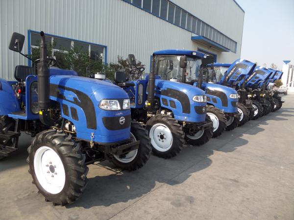 Farm Tractor 120Hp 4 WD,4 TIRES WITH Air Conditioner , Shuttle Shift Use WEICHAI