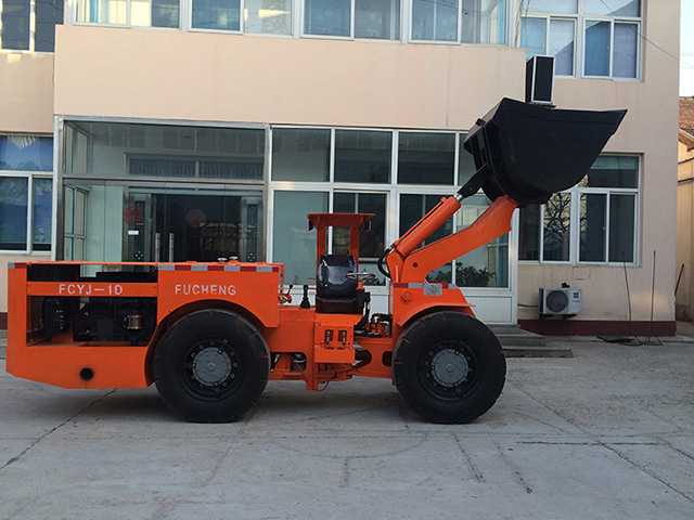 7000KG Loading Hauling Diesel Underground Mining Scoop Loader for Loading and Hauling