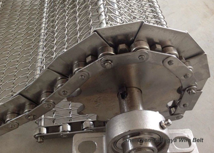 Customized Metal Conveyor Belts Mesh Heat Resistant Strong Tension Flat Surface