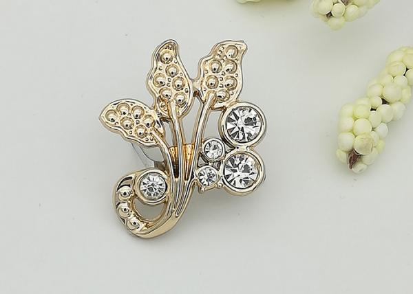 Flower Shaped Plastic Shoe Buckles For Shoes Of Different Styles Abrasion