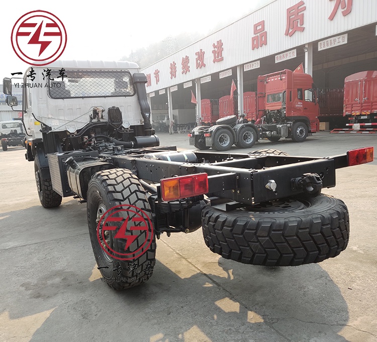Normal Driver's Seat 190HP Diesel Engine 4x4 Off Road Truck with Manual Transmission