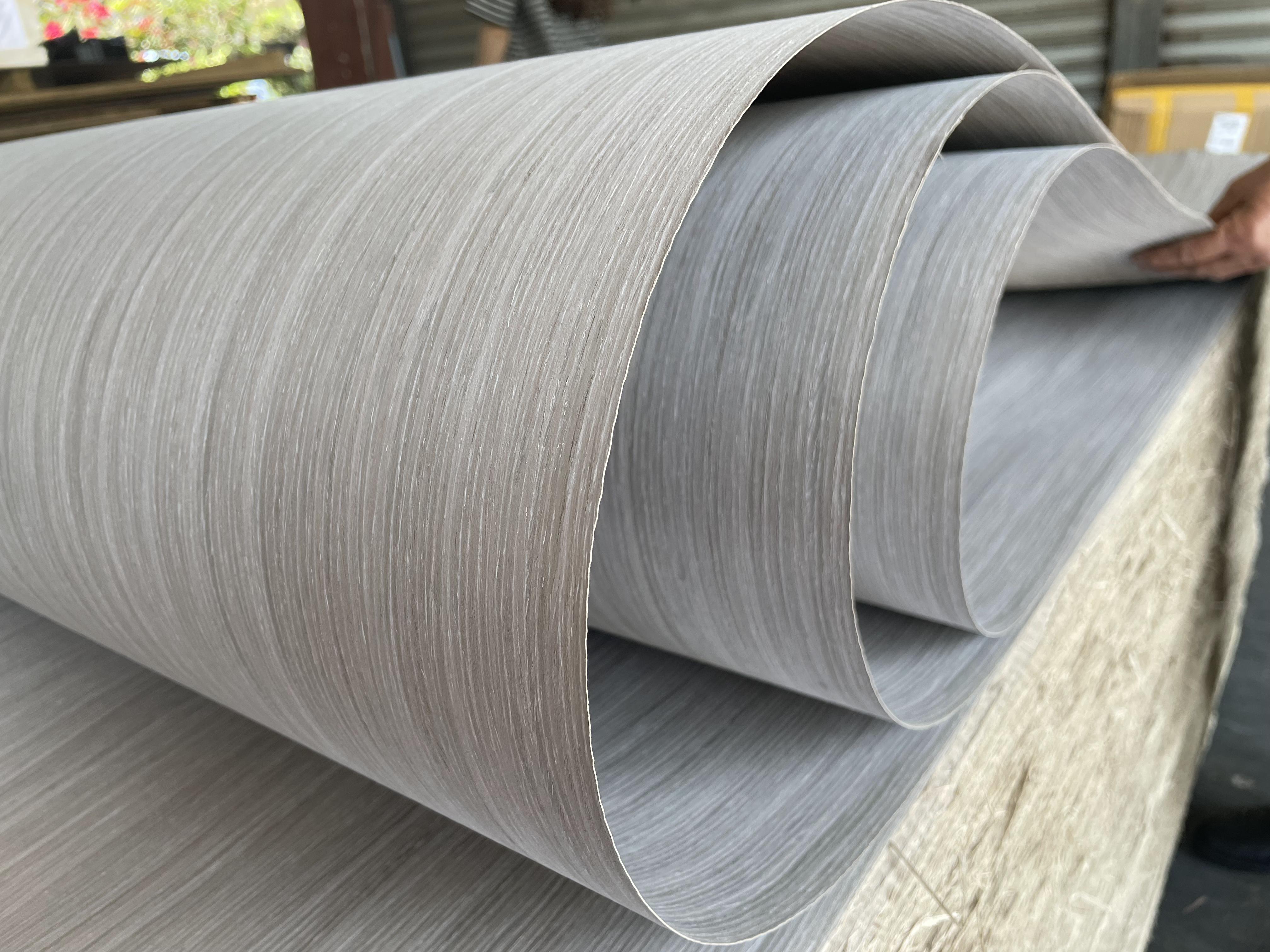 Wholesale 650mm*2500mm engineered oak 781S silver oak engineered veneer