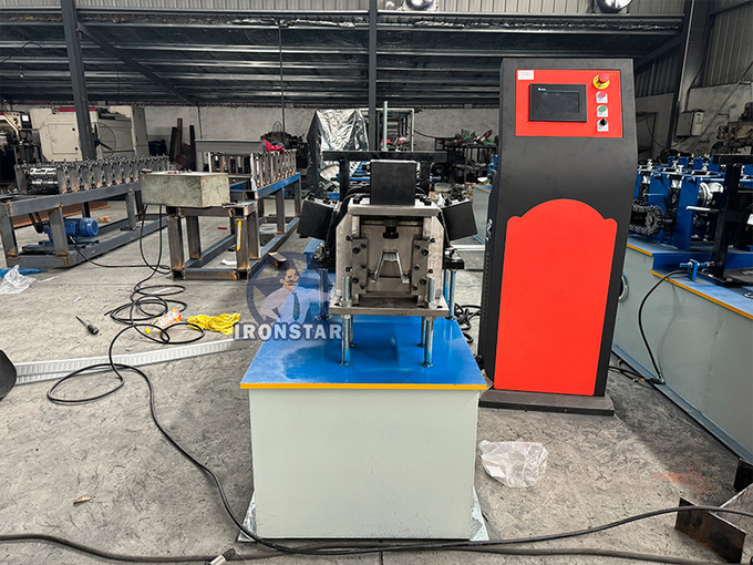 Omega profile roll forming machine Raw material: Galvanized steel Export port: Tianjin port