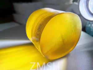 Golden Artificial Sapphire Raw Gemstone Mohs Hardness Scale Of 9 Crystal For Jewelry