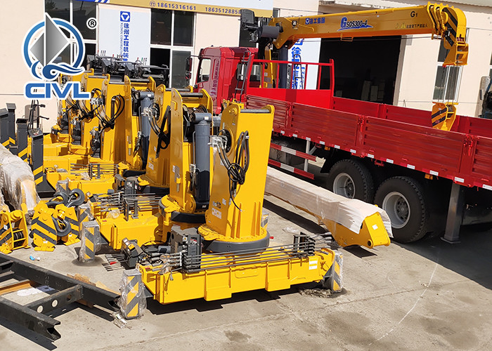 5000kg Knuckle Vehicle Mounted Cranes in White Red , Boom Truck Crane SQ5ZK3Q