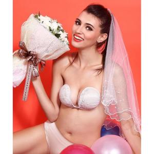 Quality embroidery white lace bra invisible wireless bra front closure wholesale