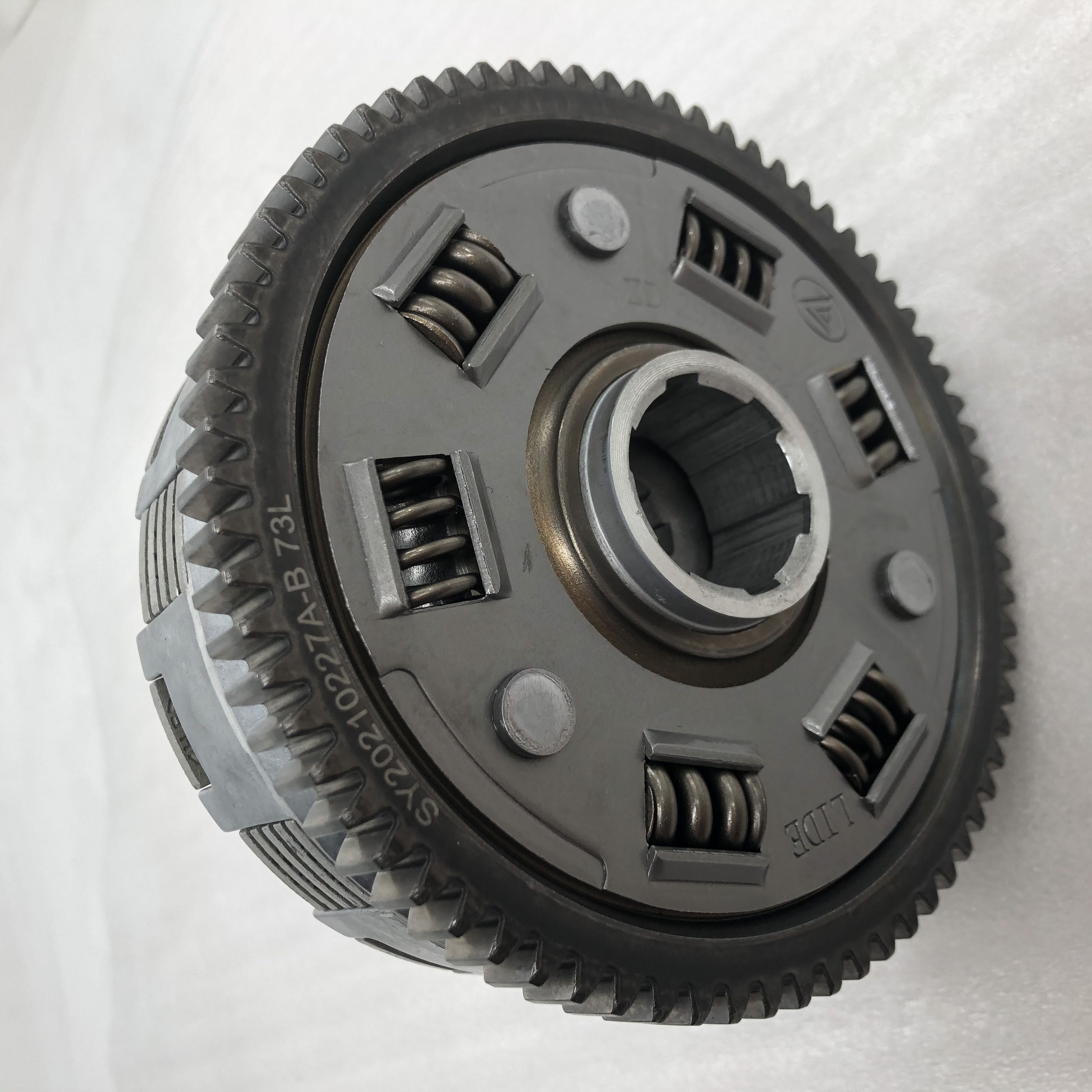 Guaranteed Clutch Assembly for Lifan 200cc Water-Cooled Engine from Dayang Tricycle