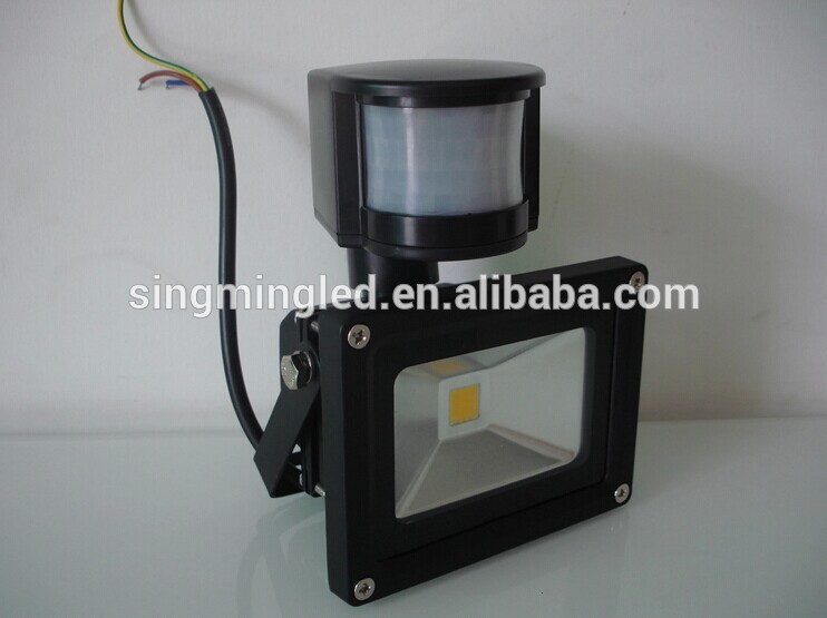 LED Aluminum Lamp Body Material motion sensor LED flood light with 3 years warranty