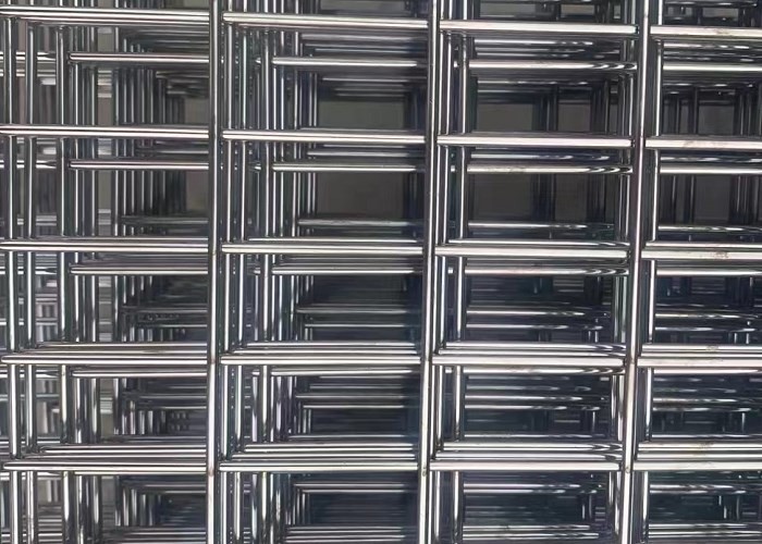 Square Hole Silver 4 Inch Galvanised Weld Mesh Fence Panels