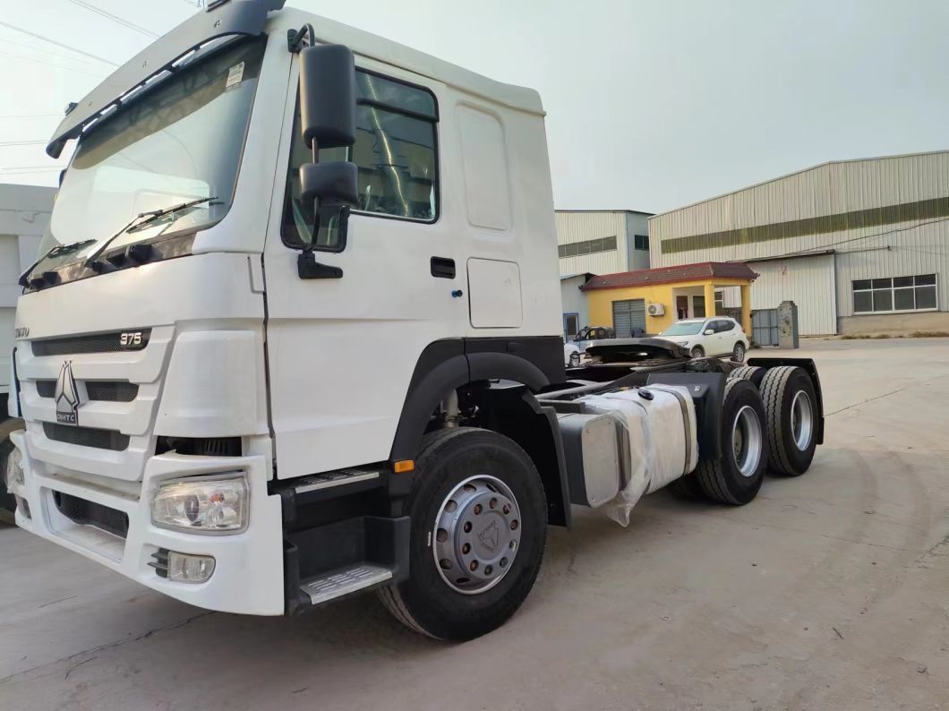 Heavy Duty Sinotruk HOWO 6*4 Tractor Truck in White