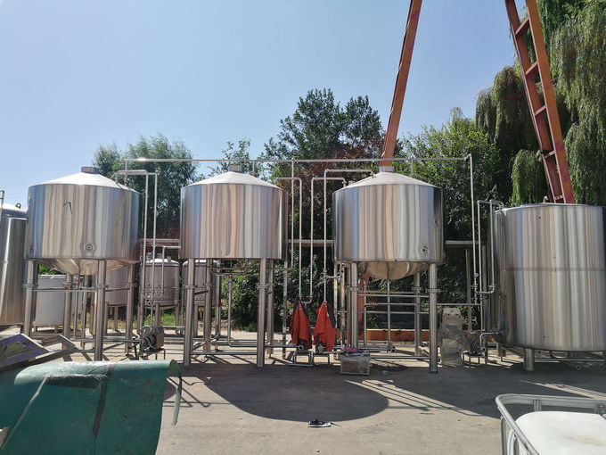 Durable 3000L Commercial Beer Brewing Equipment Automatic With Controller Cabinet