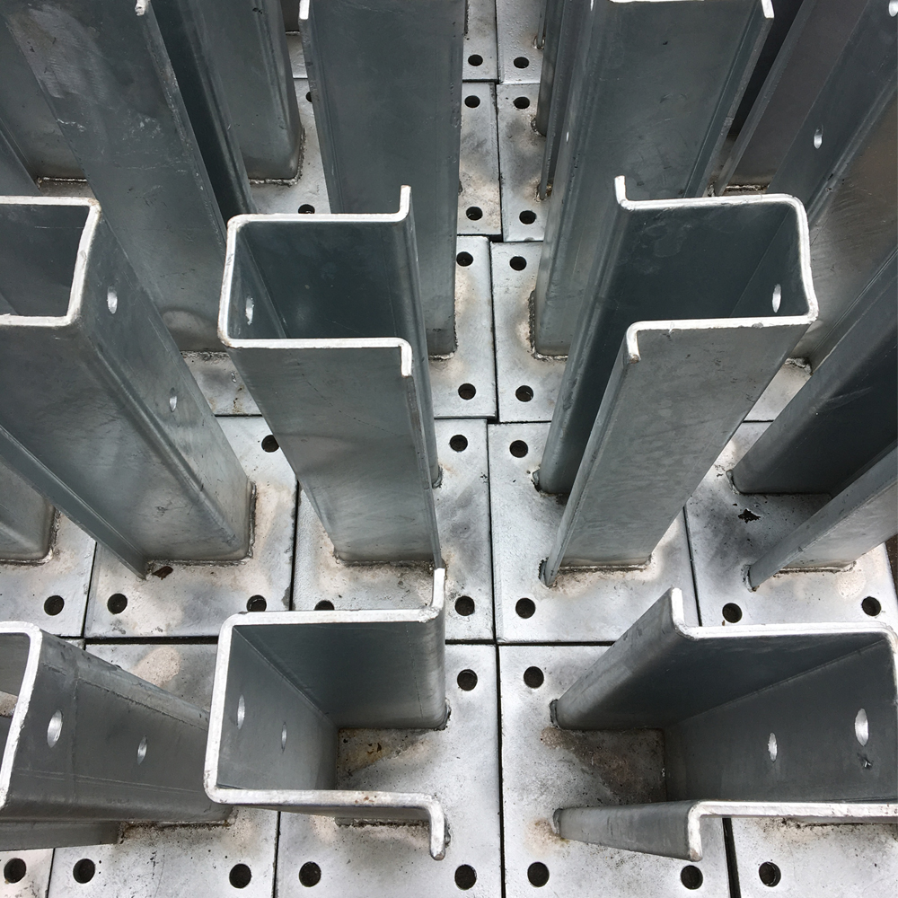 Galvanized Steel Guardrail Post For Roadway Safety On Highway Anti-Collision