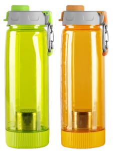 Quality tritan water bottle with tea strainer with carabiner/keychain wholesale