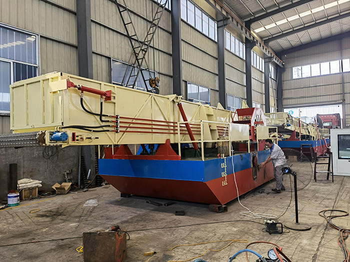 8 Cubic Capacity Eco Harvester For Harvesting Aquatic Plants In Rivers