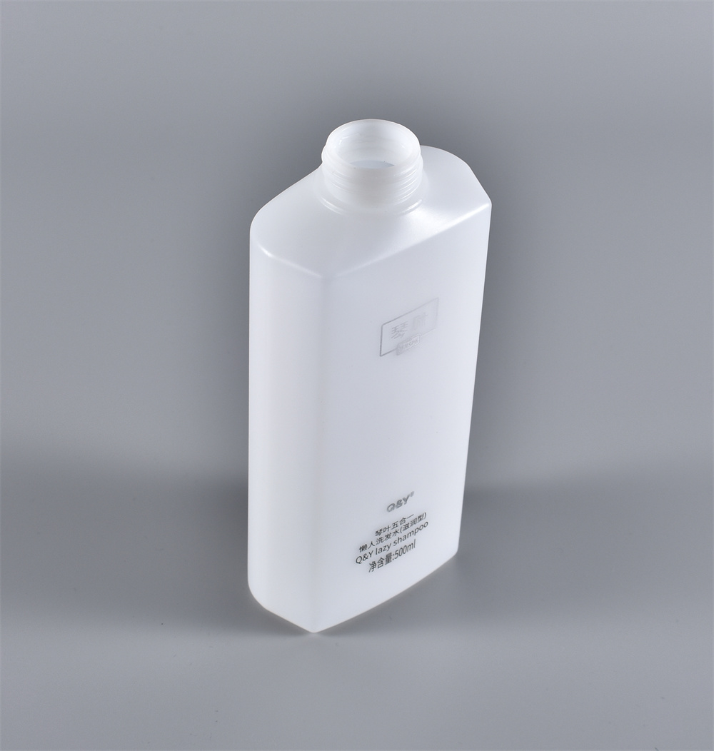 Sturdy 500ml Flat Round PE Plastic Shampoo Pump Bottle Lotion Soap Gel Packaging
