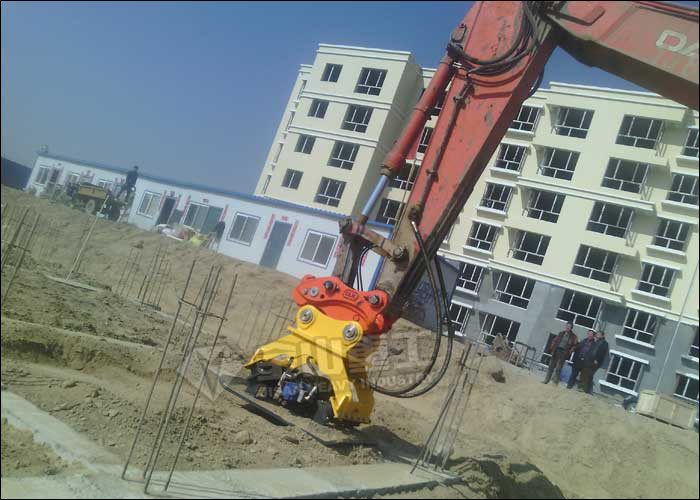 Excavator Hydraulic Vibrating Plate Compactor Machine ISO9001 CE