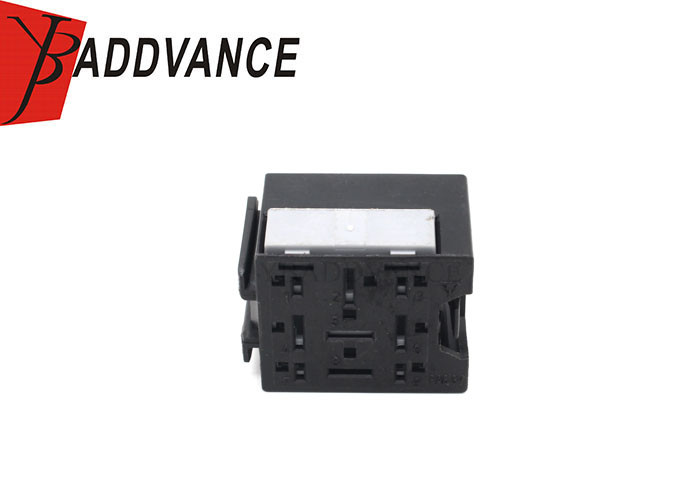 Factory Customization Black Automotive 9 Pin Female Relay Base Connector With Terminals