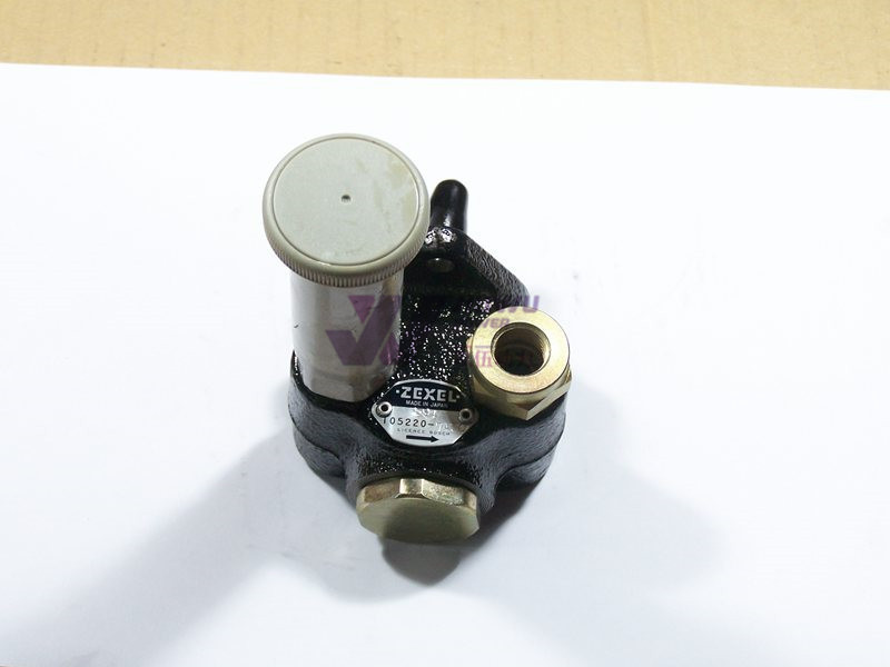 Hitachi ISUZU parts EX200 6BD1T engine supply pump ,6BD1 feed pump 1-15750209-0 1157502090