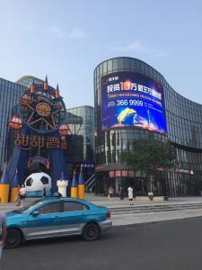 Quality Large Digital Club Led Billboard Display Outdoor Video Display Full Color P10 wholesale