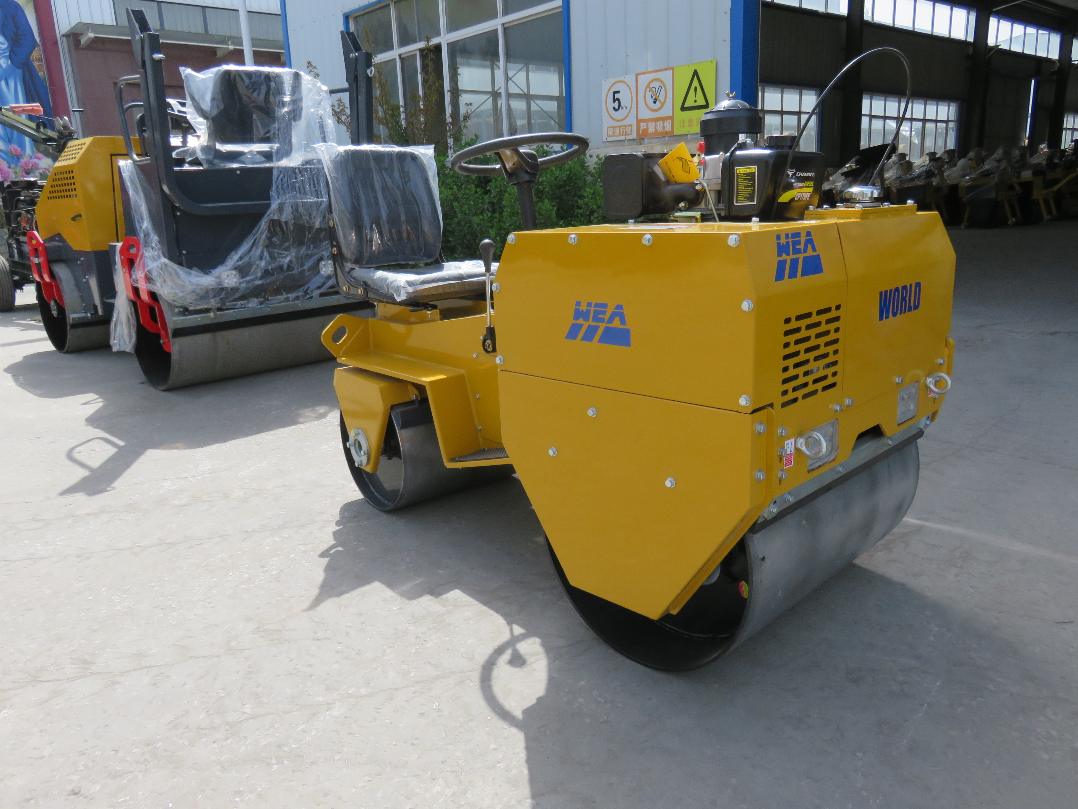 Tight Structure Vibratory Road Roller Right Steering Double Drum Road Roller
