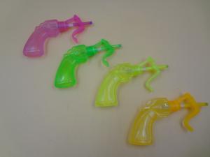 Quality 30ml Kids Transparent Super Sour Spray Candy Liquid Drink With Gun Toy wholesale