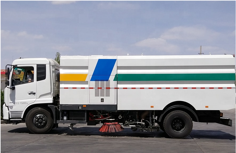 Manual Transmission 10T Payload Water Tank Vehicle for Road Cleaning and Dust Sweeping