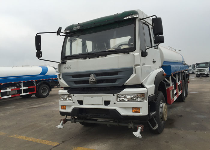 Landscape Engineering Water Sprinkling Tank Truck SINOTRUK 25CBM ZZ1251M4441W