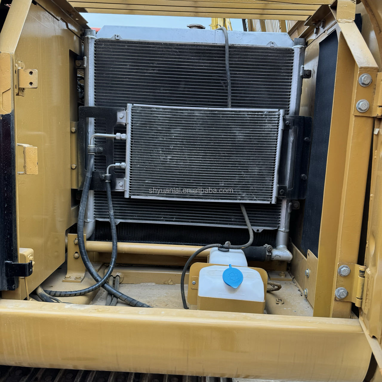 Low Working Hours Japan Second-hand CAT 320CL Hydraulic Excavator with 0-2000 Hours