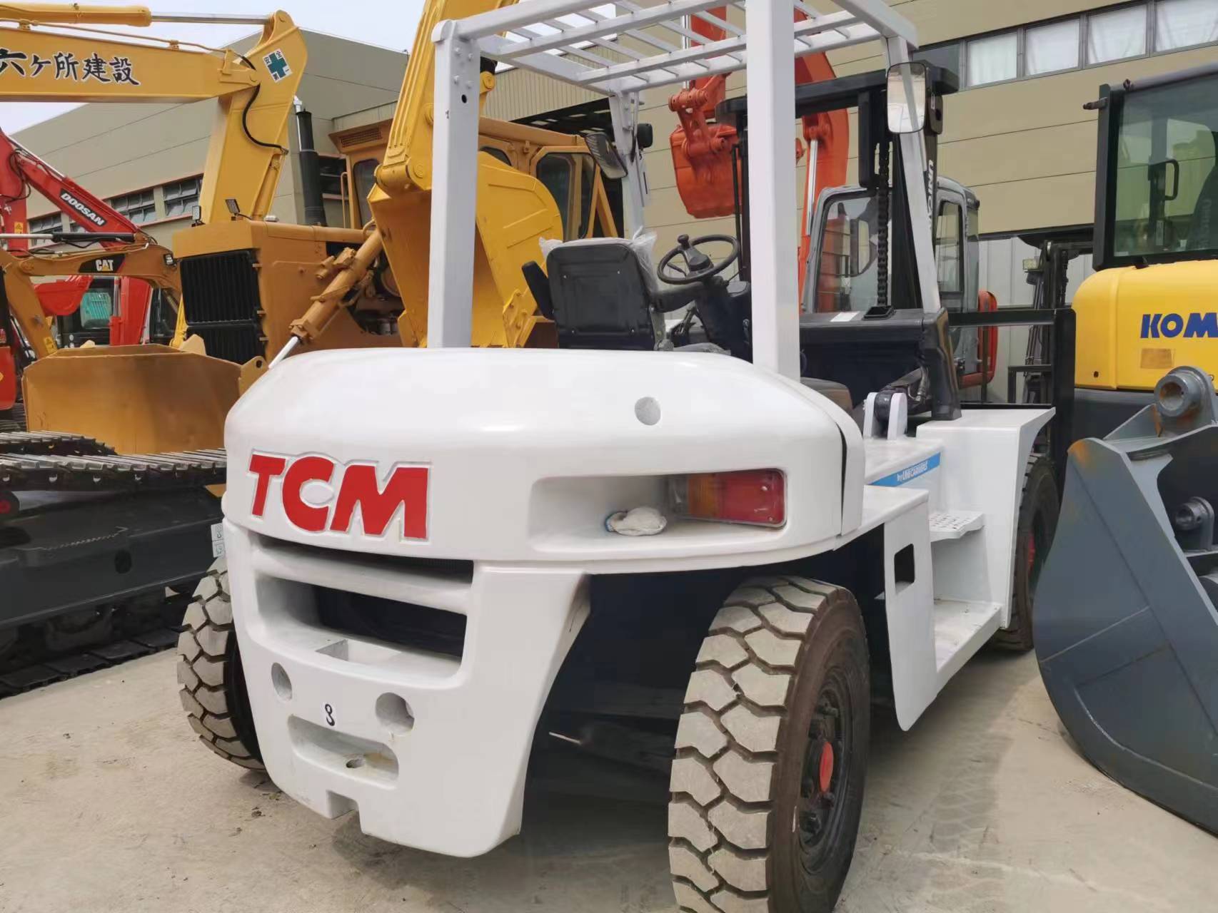 FD60 Fork Width 550 or 685mm Used Japan Made TCM 6 Ton Forklift