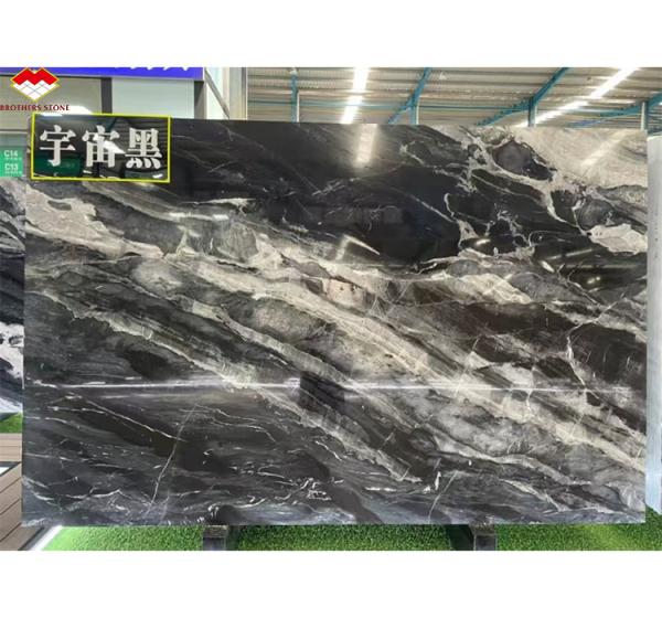 Calcite Marble Modern Staircase Design with Luxury Brazilian Cosmic Black