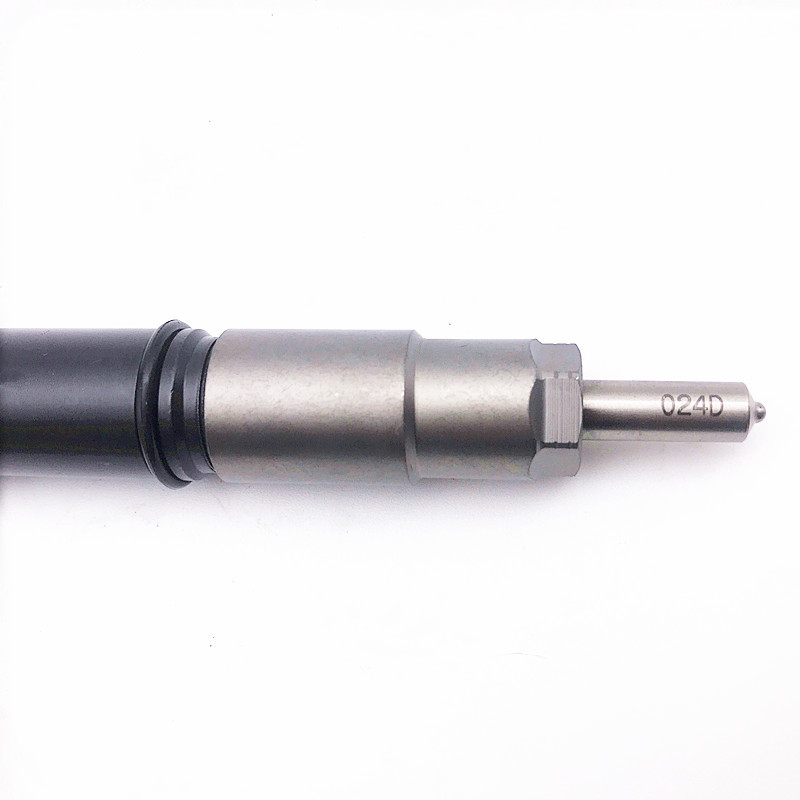 Auto Parts Diesel Injector 23670-0L050 Common Rail Fuel Injector parts 095000-8290 for TOYOTA Hilux Vigo 1KD-FTV 3.0L