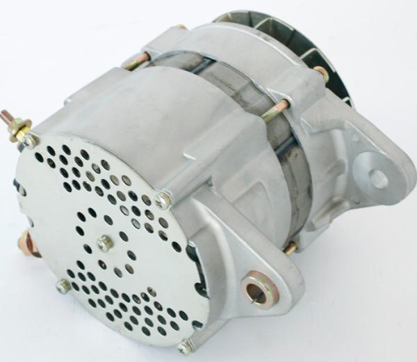 600-821-7230 Alternator Power Generator For Komatsu PC200-1 Excavator 4D105
