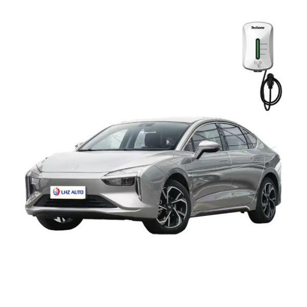 Chinese Energy Vehicles EU Certified Long Endurance 5 Doors 5 Seats 4675*1835