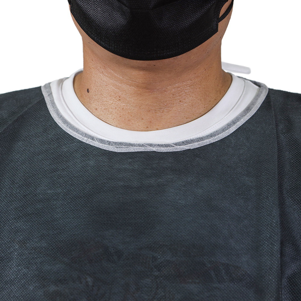 Black 60g PP Medical Disposable Isolation Gowns 115x140cm