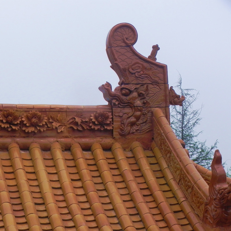 Vivid Antique Chinese Roof Ornaments Glazed Buddhism Ceramic Chinese Figurine