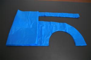 Quality Disposable PE Apron Plastic Waterproof Apron On Block Food Industry Blue White wholesale