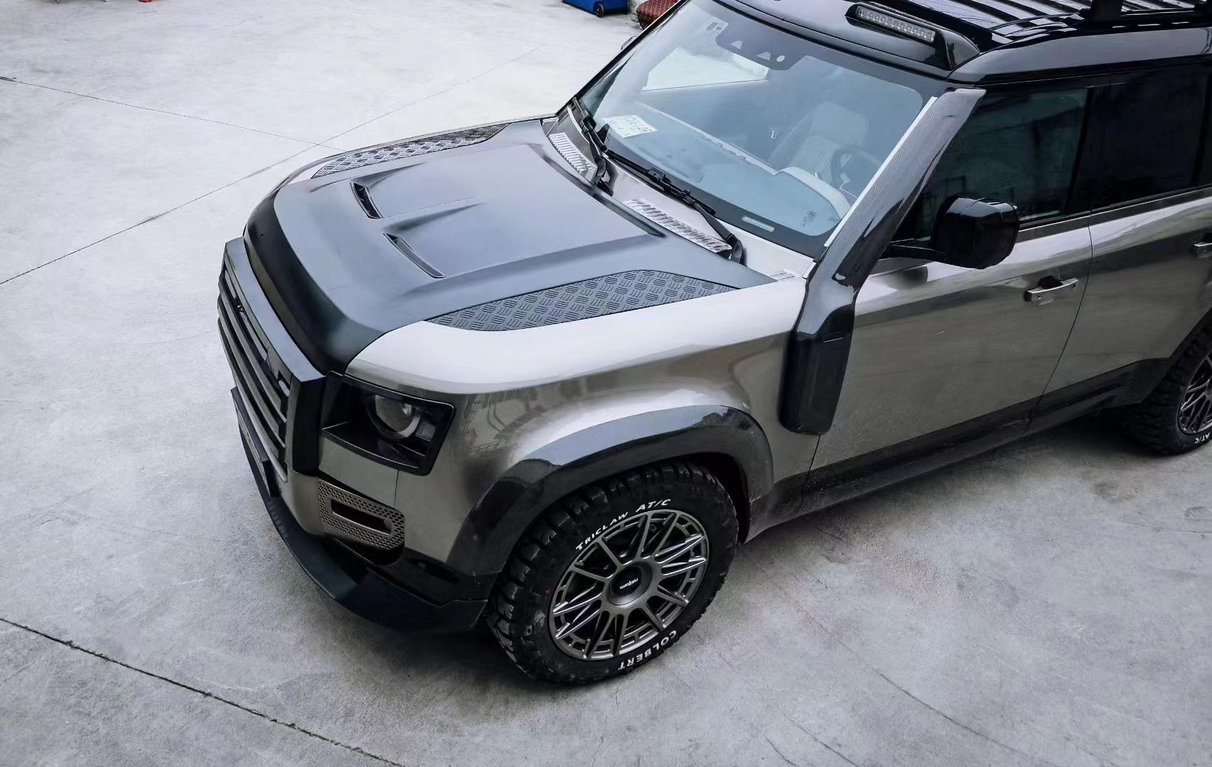 Carbon Fiber Hood for Land Rover Defender Carbon Fiber Material Defender Upgraded SVR Style Cover