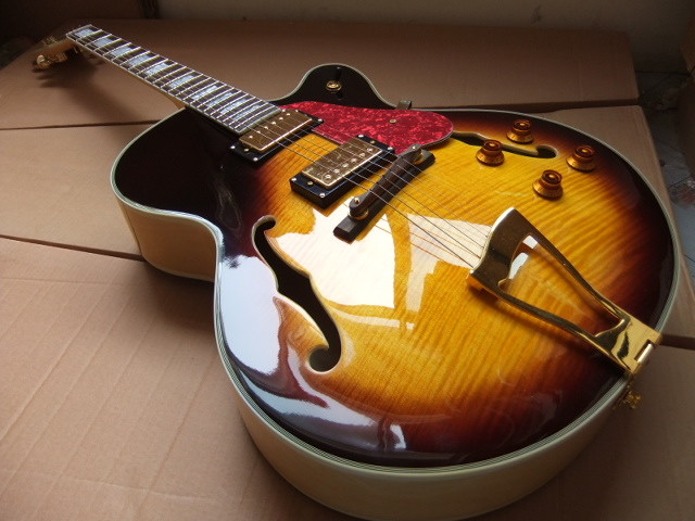 Custom jazz hollow electric guitar L-5 Jazz Electric Guitar Semi Hollow Body In Sunburst