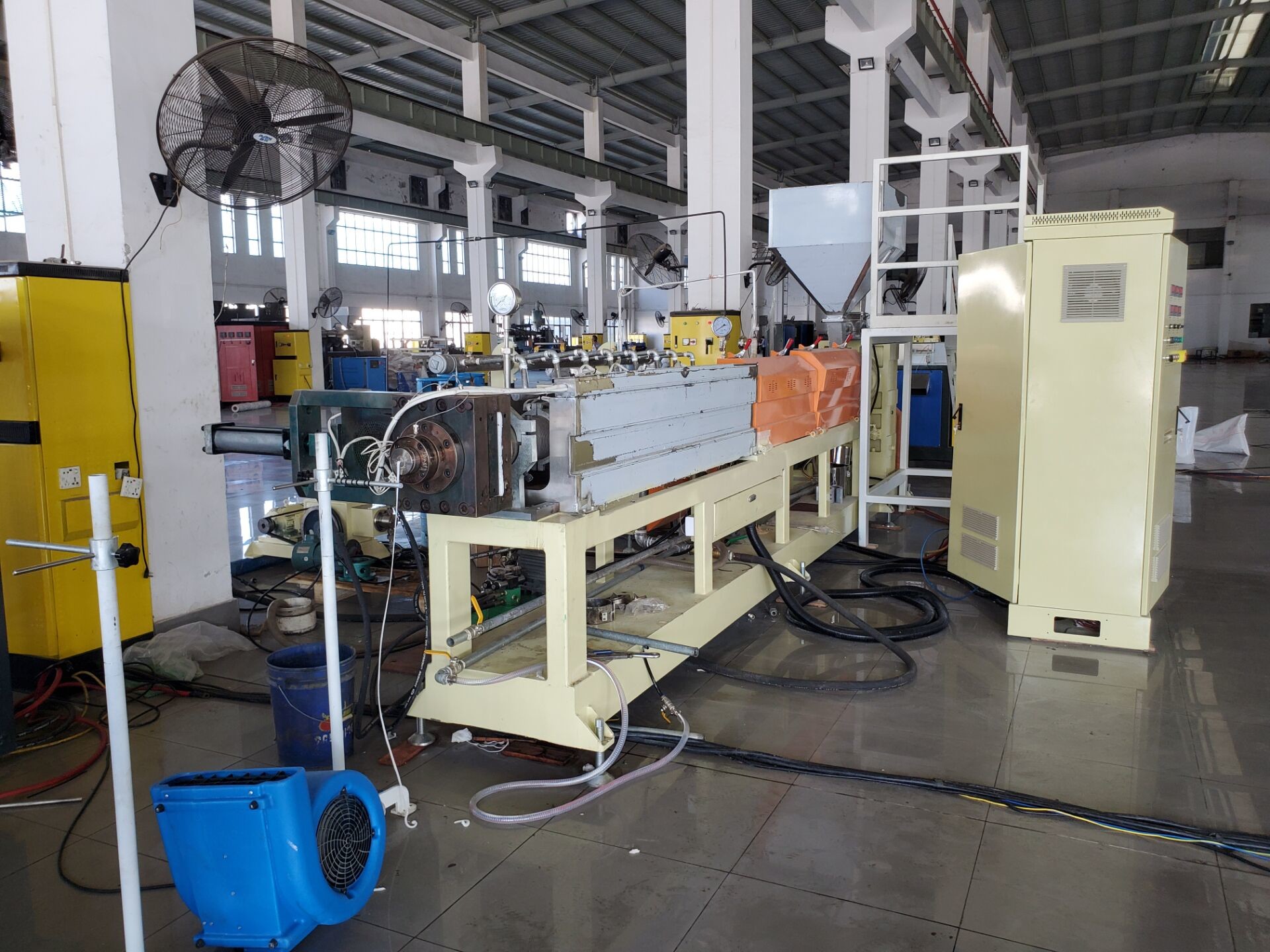 EPE U Shape Foam Corner Profile Extrusion Machine , EPE Foam Sheet / Pipe / Tube / Profile Machine