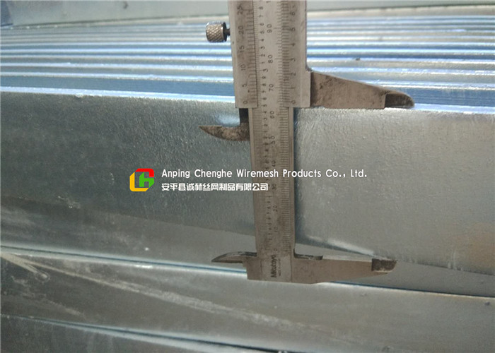 Industrial Floors Heavy Duty Steel Grating Smooth Surface High Performance