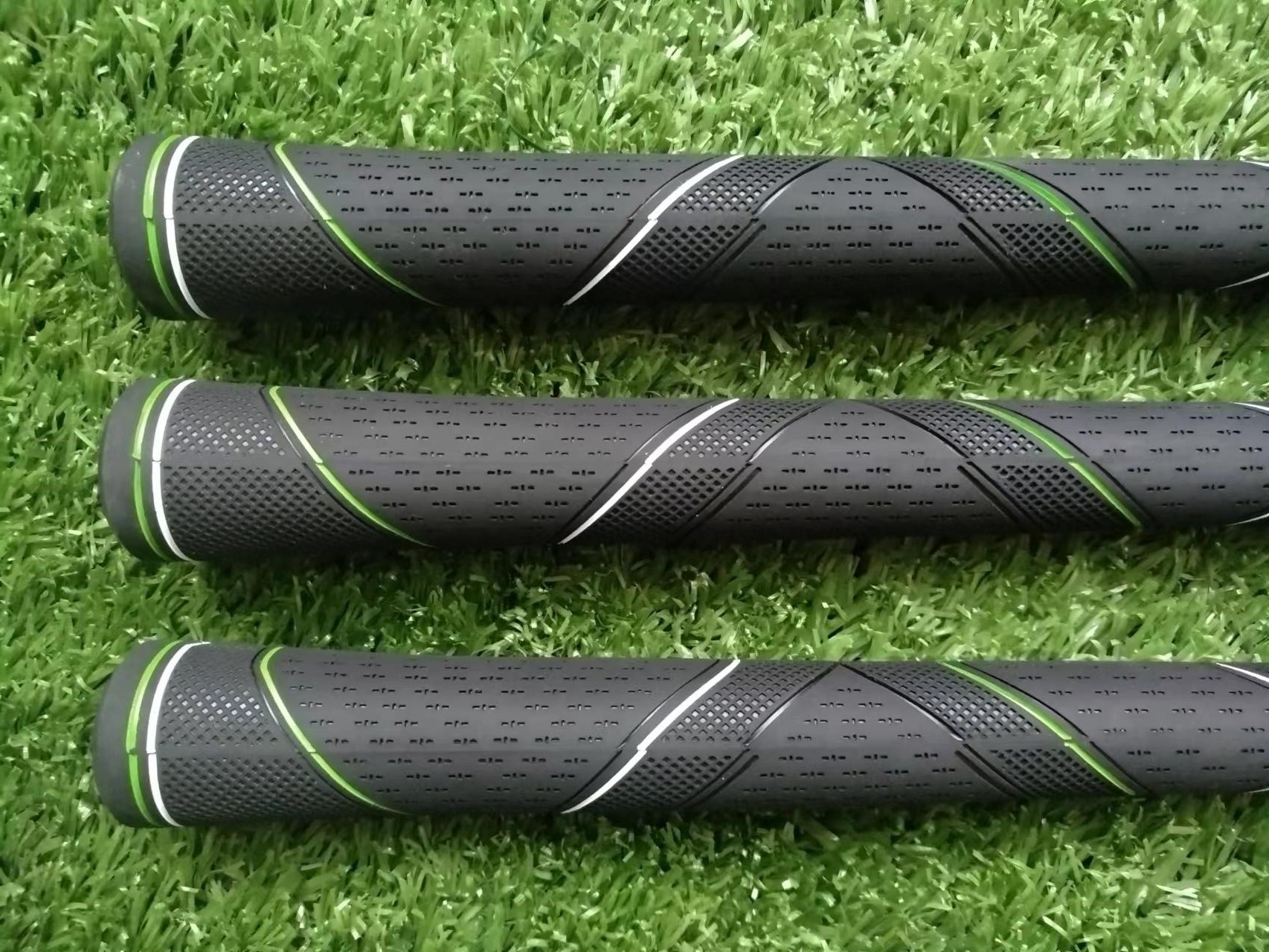 golf grip , golf grips , golf rubber grip , round grip , club iron grip , golf round grip