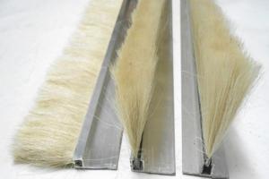 Quality Industrial Customized Aluminium Alloy Brush Strip Wool Strip Brush Sealing Brush wholesale