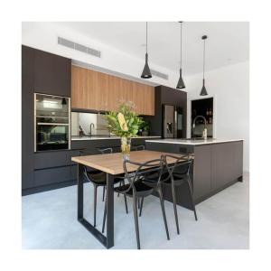 Quality Italian Kitchen Furniture Design Solid Wooden Kitchen Cabinets with Melamine Board wholesale