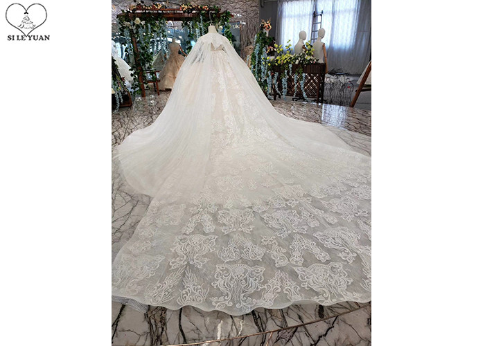 Back Bandage Ladies Bridal Gown , Strapless Lace Wedding Gown 3 In 1 Tulle Shawl