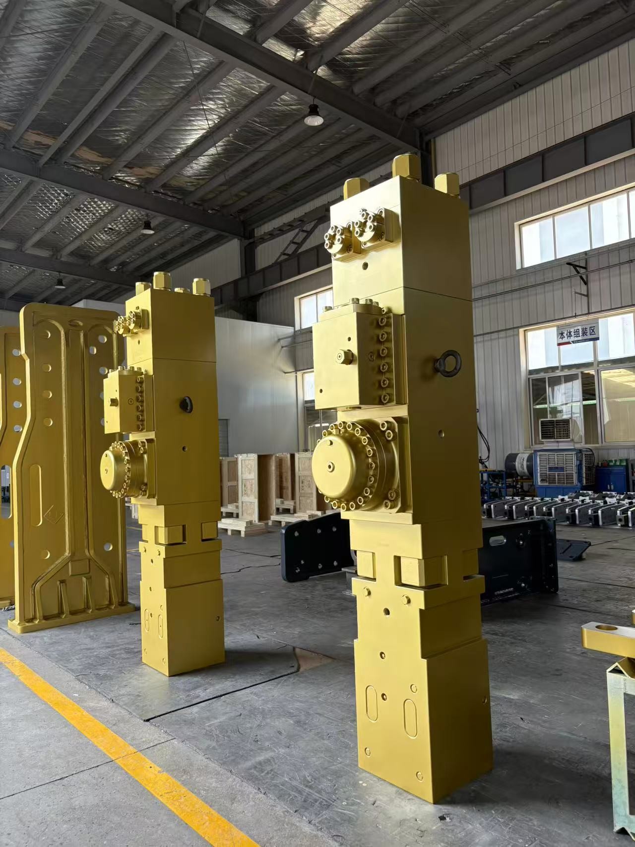 Earth Moving Construction With Chisel 195 Hydraulic Breaker Top Excavator Spare Parts OEM And ODM