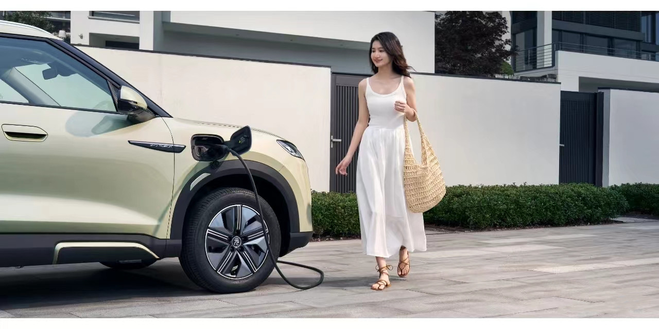 2024 BYD Yuan up Electric Speed 5-Seat Subcompact Crossover 301KM Fwd with Energy Vehicle Small SUV Fast Charging 0.5h