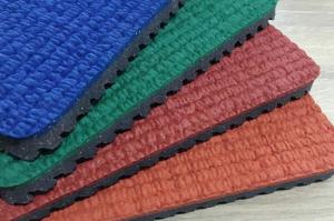 Quality Waterproof Green 1.15g/Cm3 Prefabricated Rubber Running Track wholesale