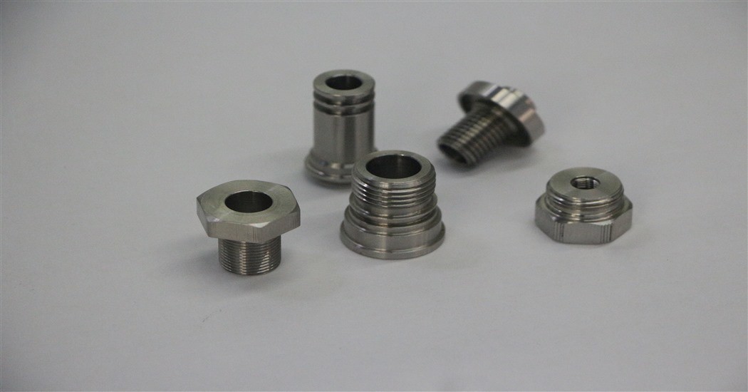 Customized Stainless Steel Car Parts High Accuracy +/-0.01 - +/-0.05mm Close Tolerance