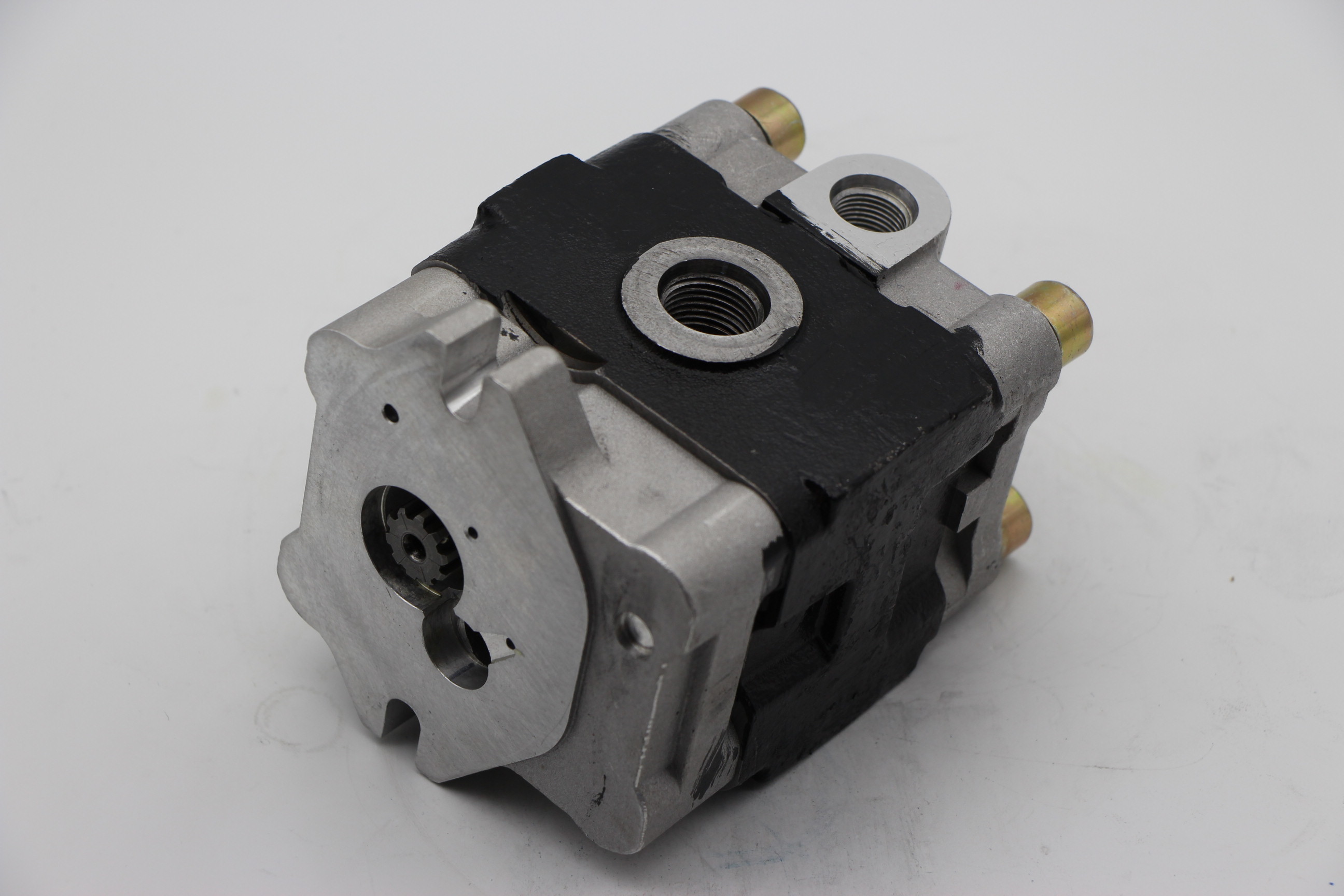 Hot sale good quality PVD-2B-36 gear pump .hydraulic pump for KOMATSU PC35 excavator